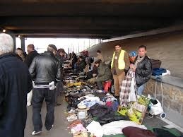 La nouvelle pauvreté et les marchés sauvages...