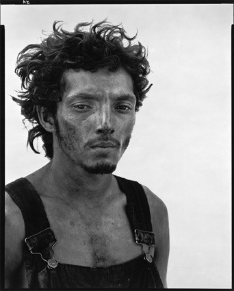 A mol iz guevenn Richard Avedon