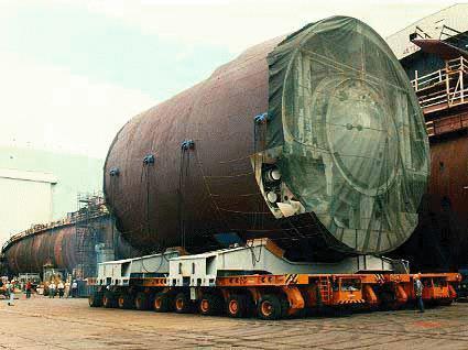 L'USS Jimmy Carter pêche au gros