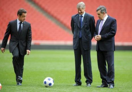 Le foot, c'est aussi de la politique