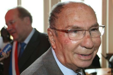 Homosexualité : un signe de décadence pour Serge Dassault...