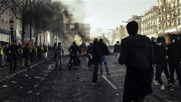 ACTE XVIII - La Vérité en image...