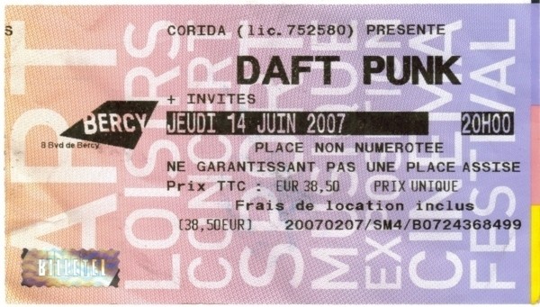 « Alive 2007 », CD du Bercy des Daft Punk : show devant !