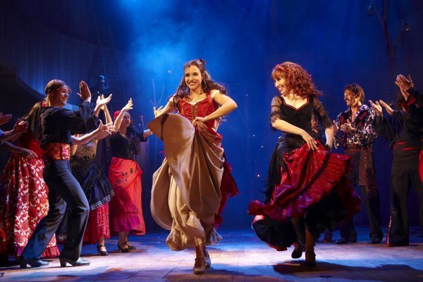 Viva El Zorro aux Folies Bergère !