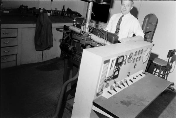 L'homme qui avait inventé les avions taille fine