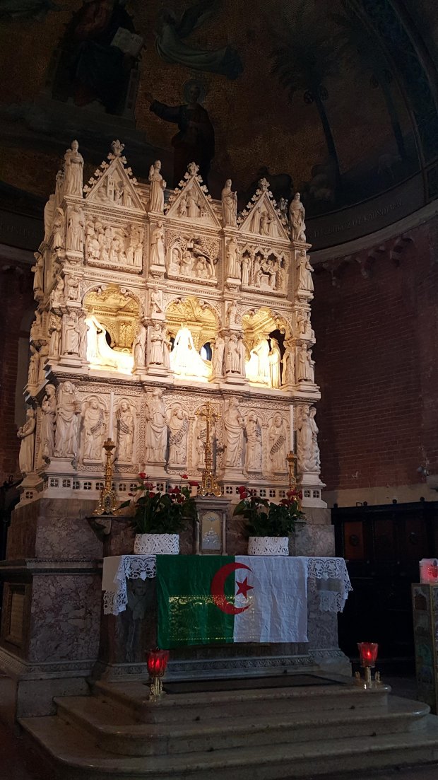 Saint Augustin aux couleurs algériennes