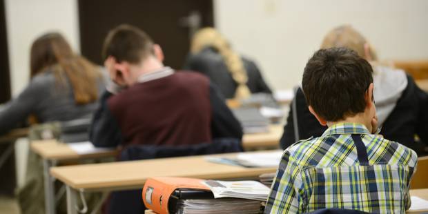 « Ces héros que l'on appelle les profs de français... »