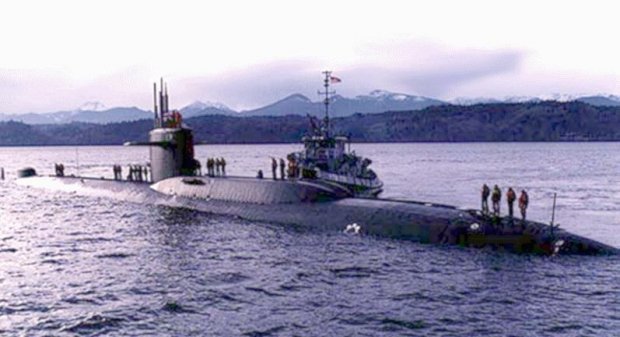 L'USS Jimmy Carter pêche au gros