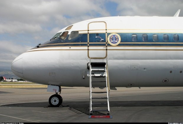 Guantanamo : quand tombent les avions, les porte-containers attendent