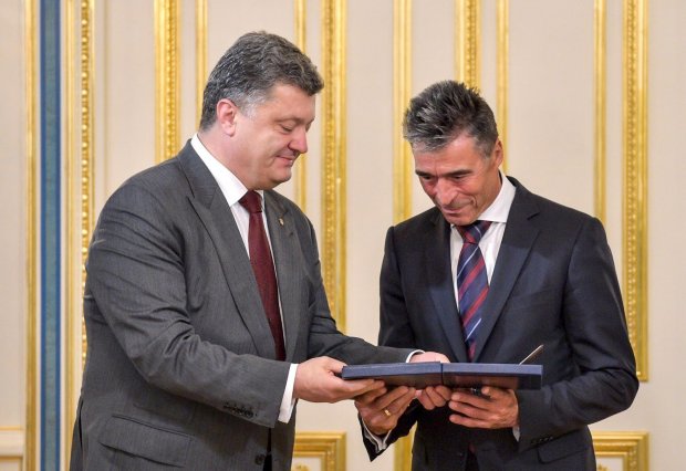 Anders Fogh Rasmussen : du Danemark à l'Ukraine, en passant par l'OTAN. Itinéraire d'un VRP de la guerre