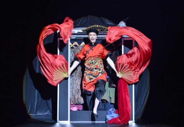 « Comedy Majik Cho » Arturo Brachetti en leader magique du Gymnase