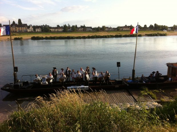 Leur scène est sur la Loire