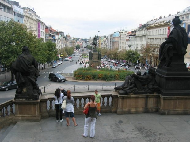 « L'aveu » des barbares à Prague et à Bratislava