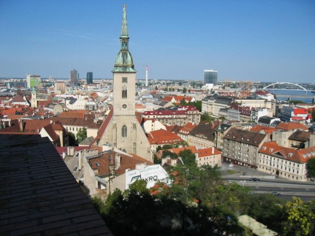 « L'aveu » des barbares à Prague et à Bratislava