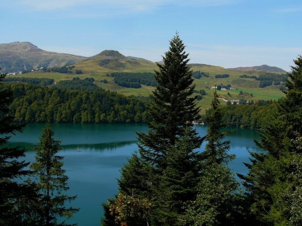 Si les volcans d'Auvergne se réveillaient...