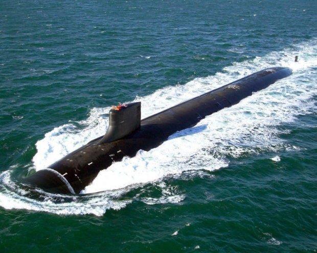 L'USS Jimmy Carter pêche au gros