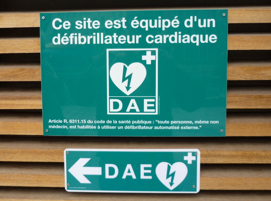 Premiers secours : infarctus du myocarde & défibrillateur cardiaque