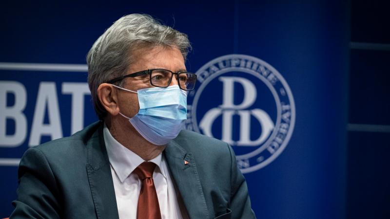 Mélenchon : « Macron a totalement perdu le contrôle de la situation »