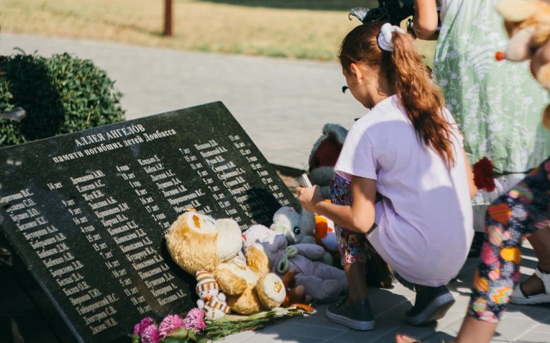 Journée internationale de l'enfance - Faina Savenkova : « Croire et espérer »