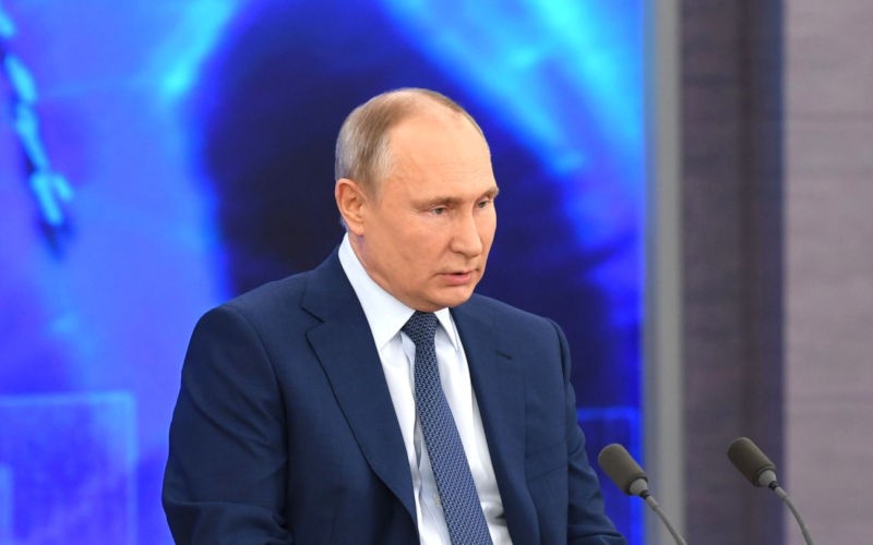 Vladimir Poutine - L'avenir du Donbass doit être déterminé par ceux qui y vivent