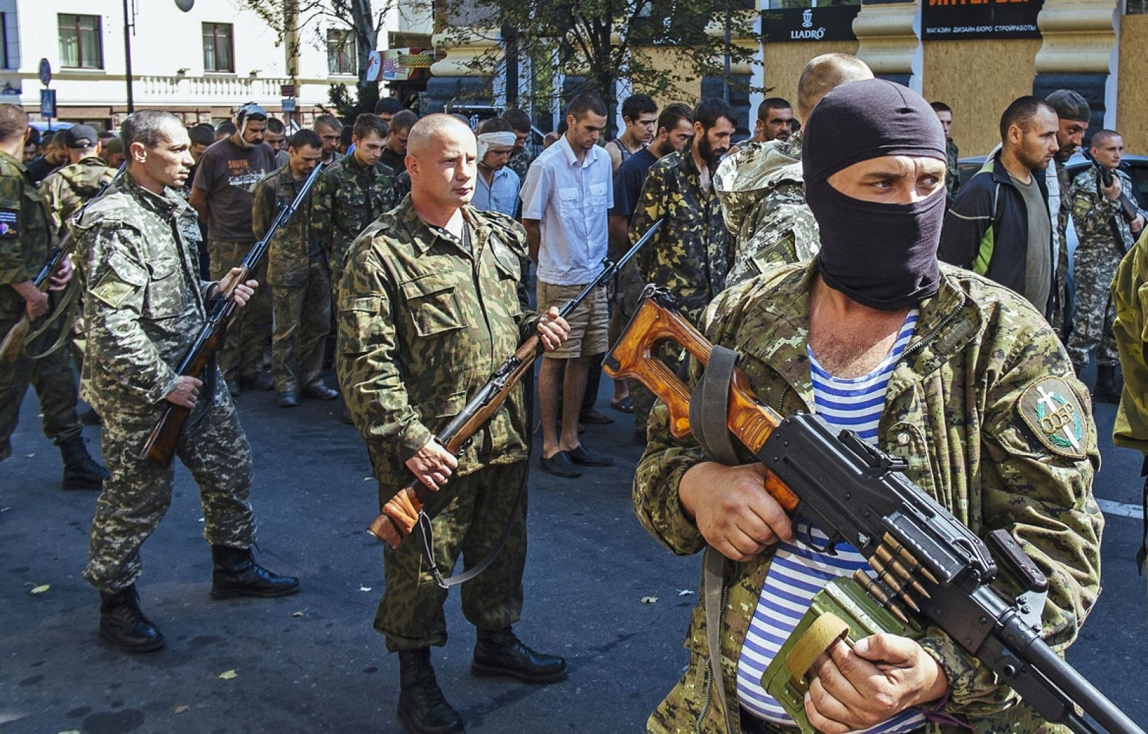 Ukraine : faire du tapage à l'Ouest pour attaquer à l'Est