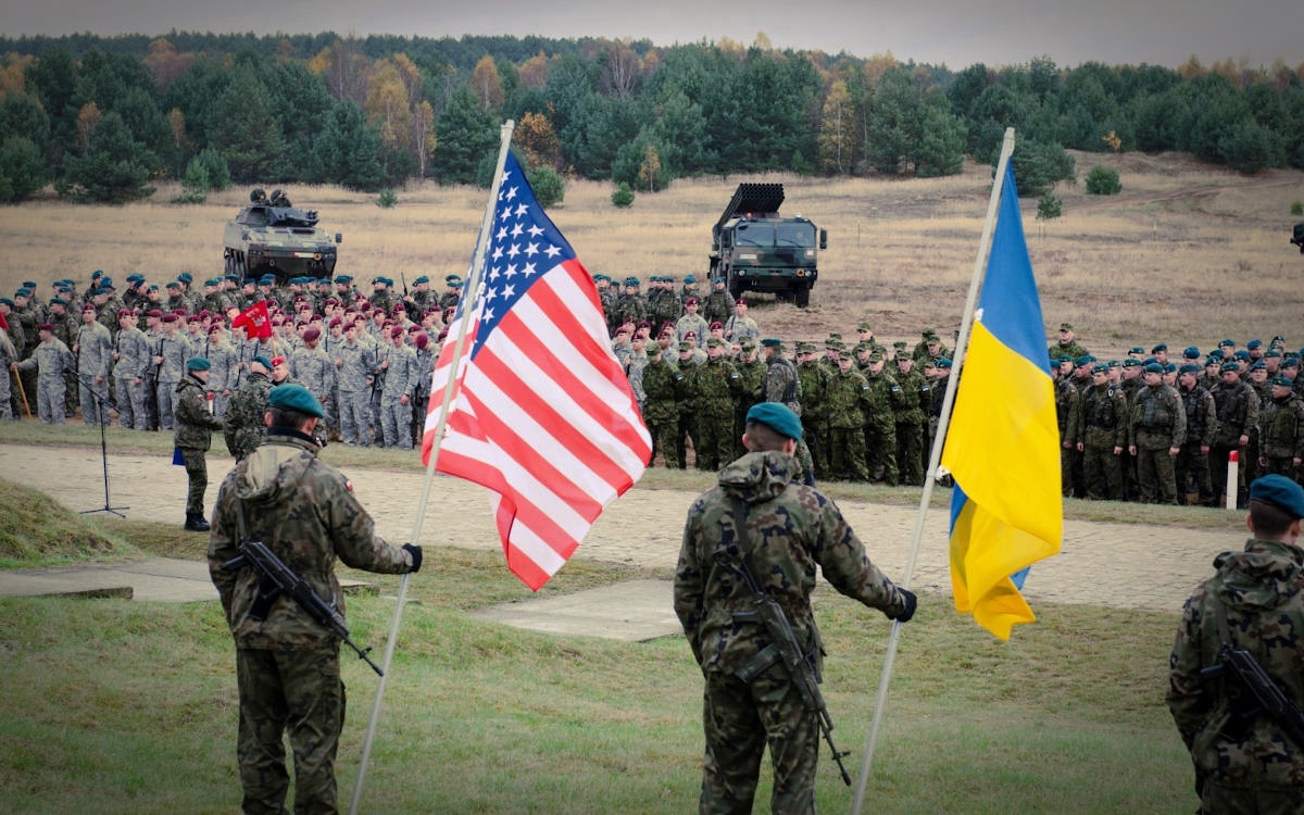 Donbass - L'Ukraine demande aux États-Unis, au Canada et au Royaume-Uni d'envoyer leurs instructeurs près de la ligne de front