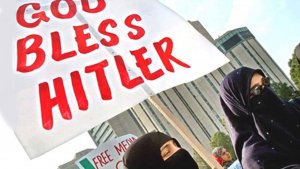Les nazis, les musulmans et la CIA . Islamic-anti-Semitism-approving-Hitler-1529f