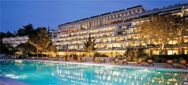 L'hôtel de luxe Astir Palace (« Αστέρα »)