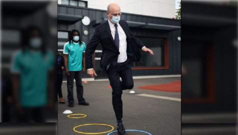 CNN taille un costume à Blanquer pour sa gestion calamiteuse de la pandémie 13 CNN taille un costume à Blanquer pour sa gestion calamiteuse de la pandémie