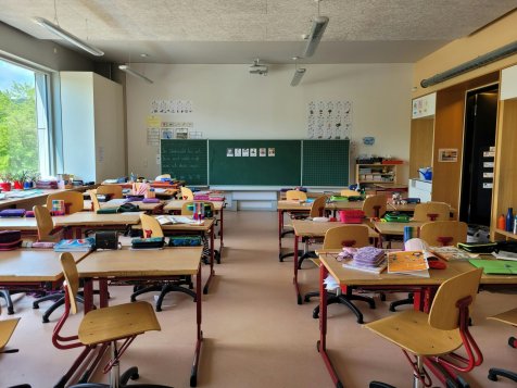 Des centaines d'euros par an : les enseignants financent l'Éducation de leur poche