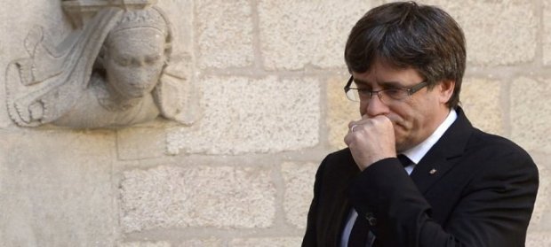 Carles Puigdemont face au mur ! {JPEG}