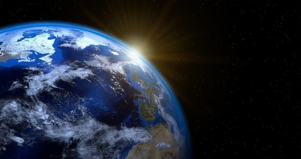 Free illustration : Earth, Planet, World, Globe, Sun - Free Image on Pixabay - 1990298