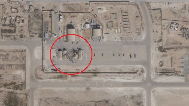 La chaîne CNN a publié des images satellites montrant les dégâts causés par la frappe iranienne sur des baraquements américains dans une base militaire irakienne.