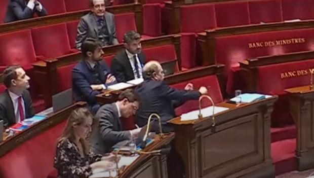 « Digitus impudicis » de Éric Dupond-Moretti - Faut-il en faire toute une histoire ? image dupond moretti ac368