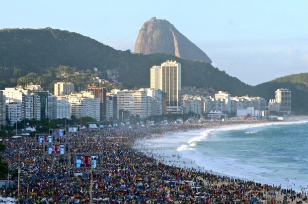 La plage de Copacabana pendant les JMJ de Rio