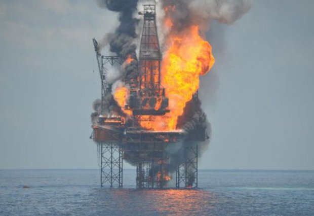 Blue Bayou (3) : bataille des concessions, jeu dangereux et Halliburton