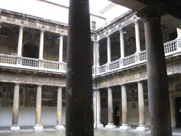 Indigne, le monument commémoratif de la Résistance à l'Université de Padova !