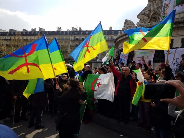 Dimanche alg�rien place de la R�publique 14/04/2019