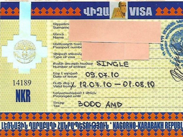Visa délivré à l'auteur par les autorités du Nagorny_Karabakh (Artsakh) {JPEG}