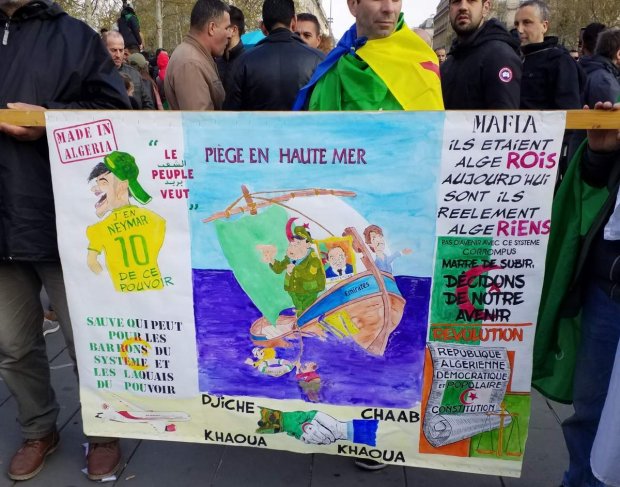 Dimanche alg�rien place de la R�publique 14/04/2019